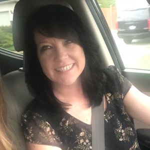 Meet your Posher, Larryssa